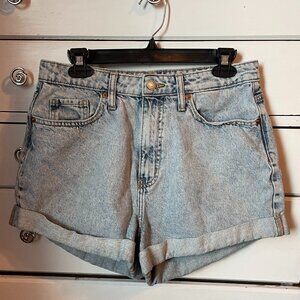 light wash denim shorts Wild Fable highest rise mom shorts size 8